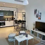 Dubai Hills Estate Deluxe 2 Bedroom Apartment Collective Tower A 603